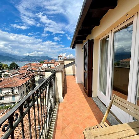 סטרסה Suite Romantic Vista Lago מראה חיצוני תמונה